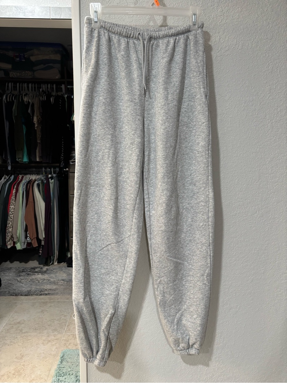 No Boundaries Light Gray Women’s Fleece Joggers